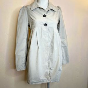 BB Dakota puff sleeve empire waist button front light trench coat, size small